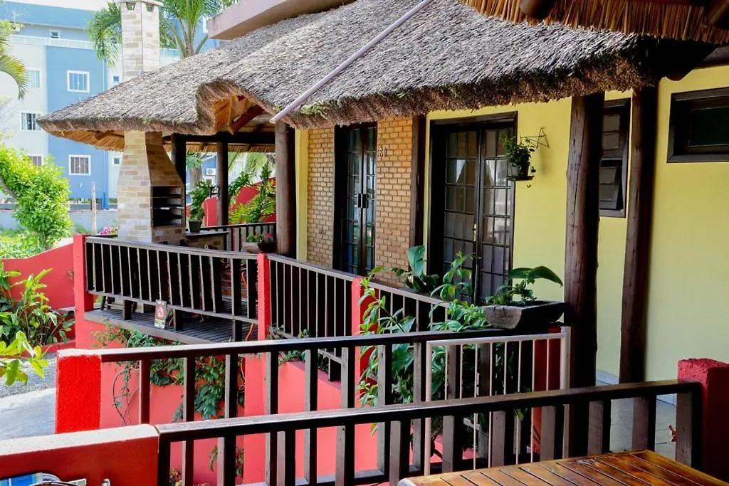 Cabanas Para Aluguel De Temporada Em Bombinhas Perto Da Praia Casa de Férias